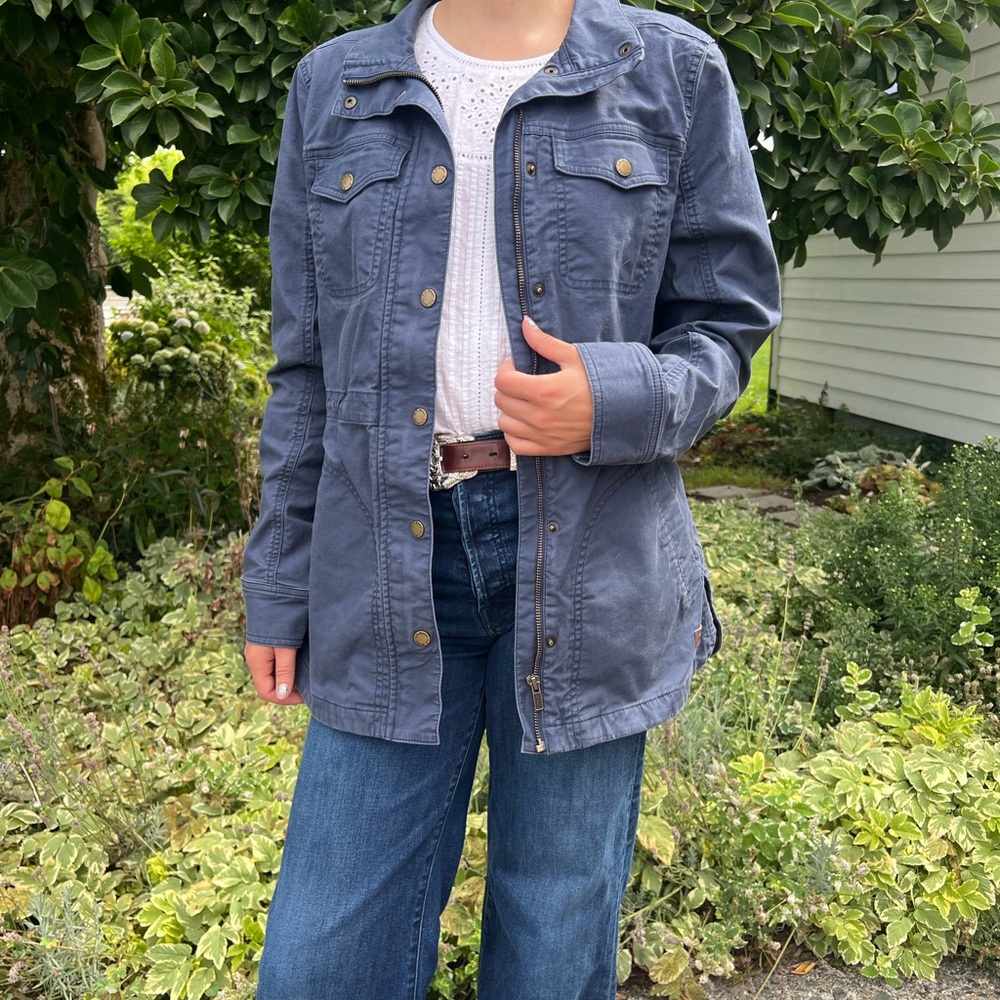 Women's Blue ll bean barn jacket